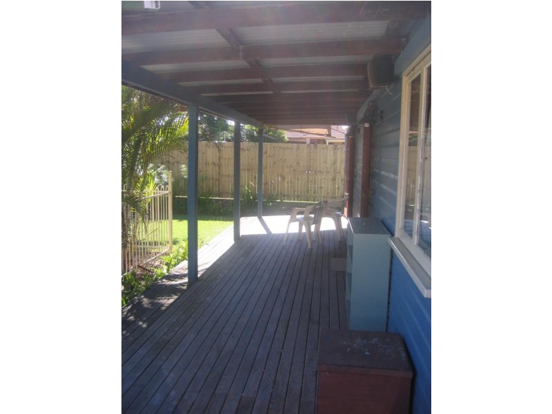 10 Armstrong Street, Clontarf QLD 4019