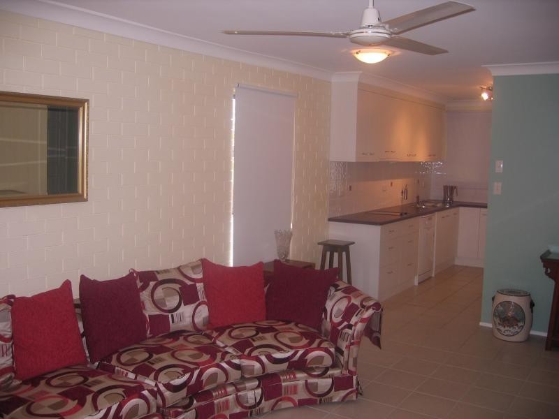 Unit 2/28 Josephine Street, Redcliffe QLD 4020