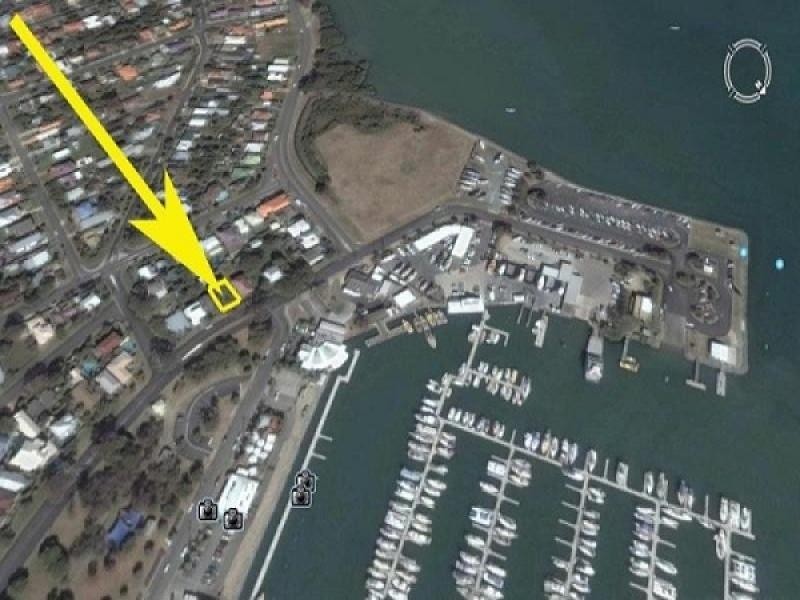 7 Thurecht Parade, Scarborough QLD 4020