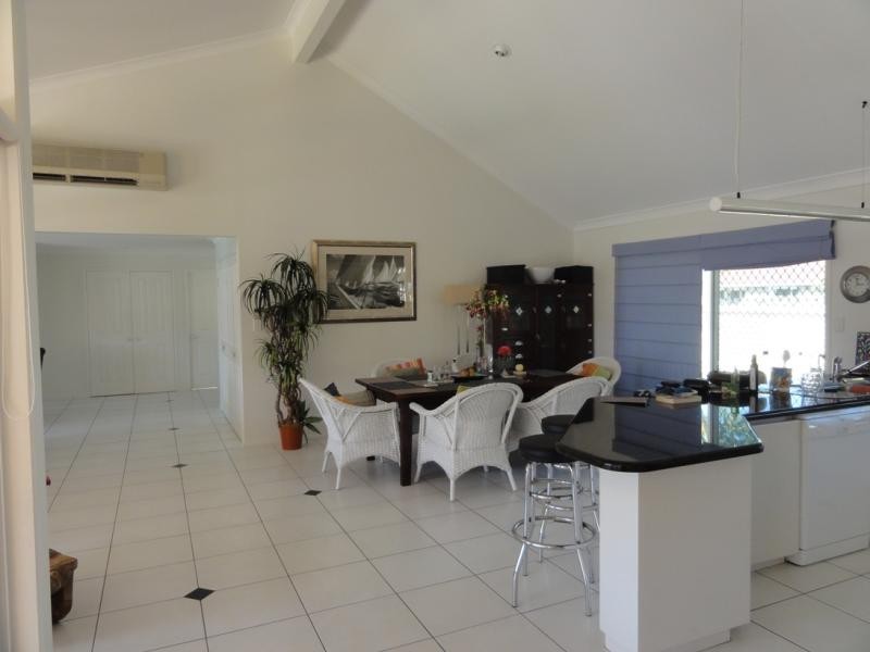 2 Enterprise Court, Scarborough QLD 4020