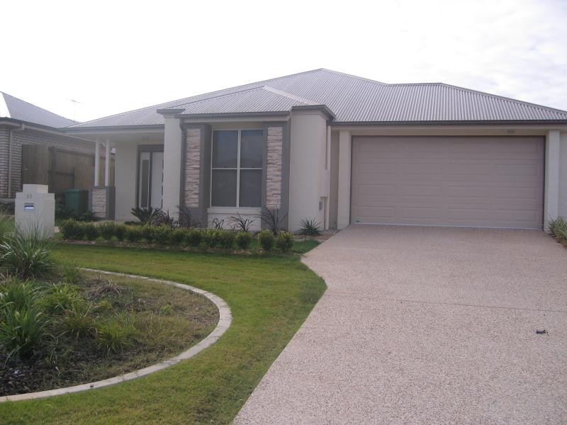 53 Swan Parade, Warner QLD 4500