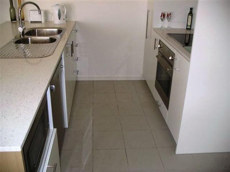 Unit 1/146 Prince Edward Pde, Scarborough QLD 4020