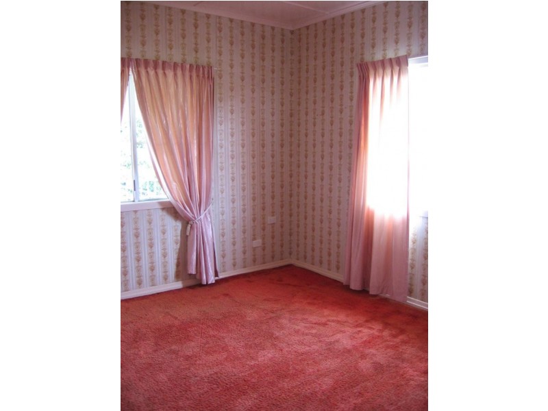 40 Livermore Street, Redcliffe QLD 4020