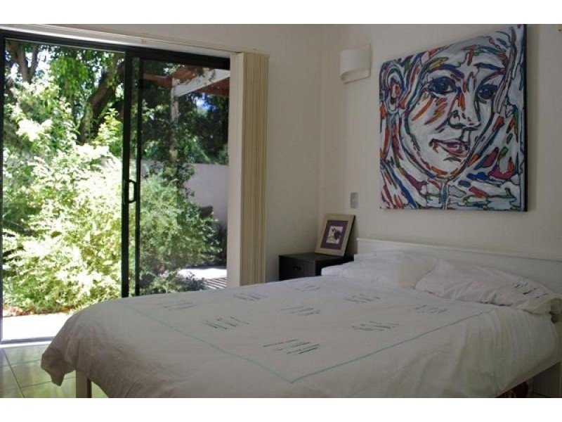 Apartment 1, 46 Prince Edward Parade, Redcliffe QLD 4020