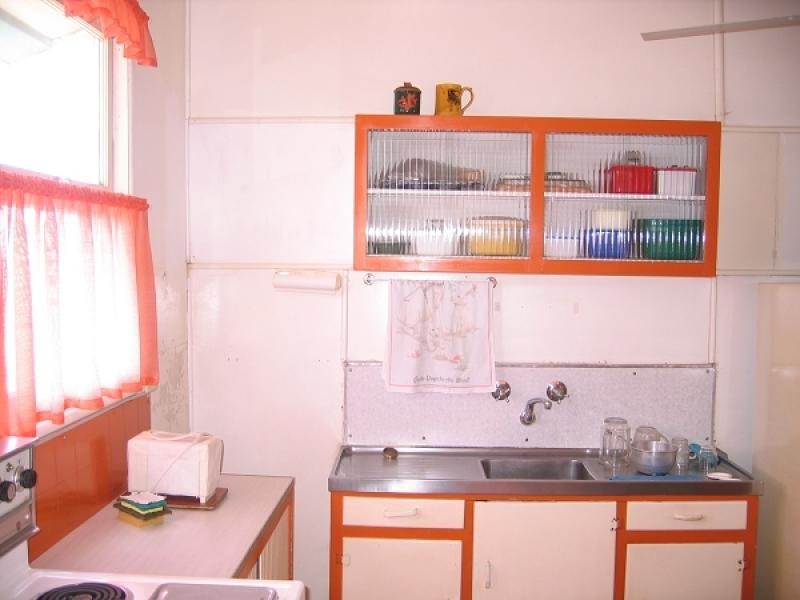 70 Yundah Street, Shorncliffe QLD 4017