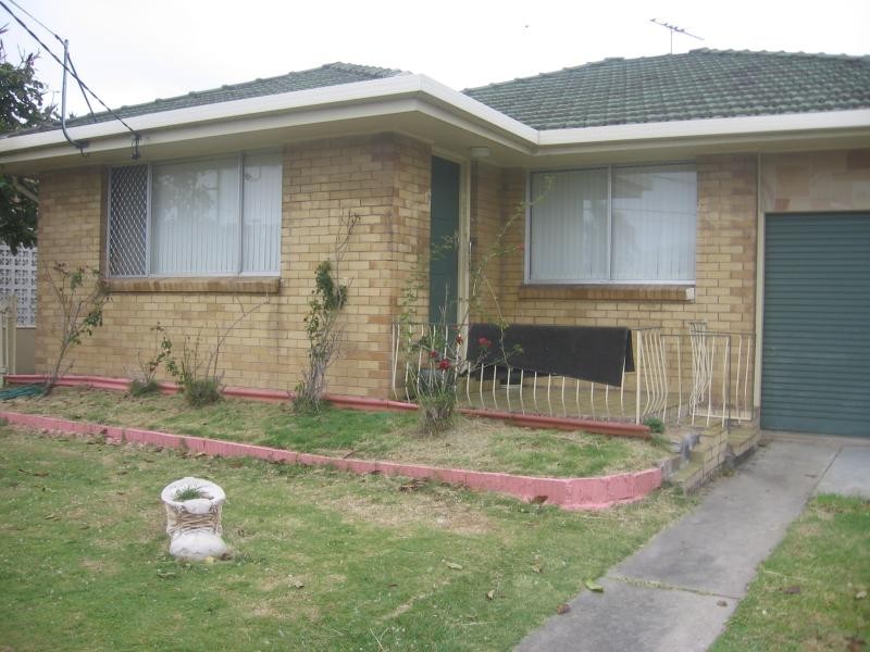 39 Sydney St, Redcliffe QLD 4020