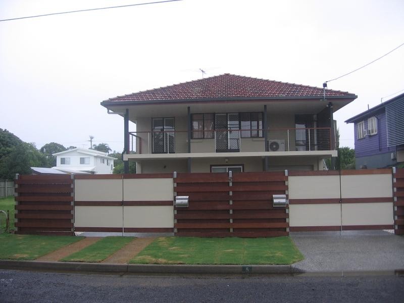 5 a Thurecht Parade, Scarborough QLD 4020