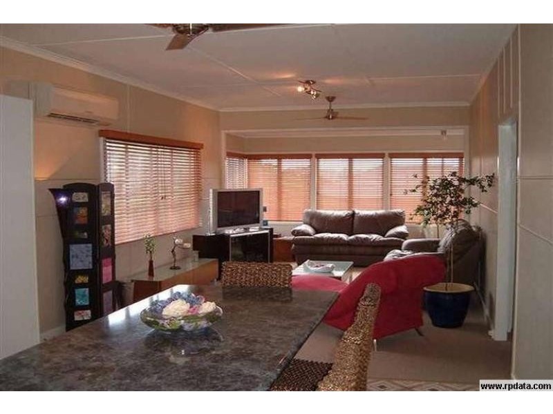 17 Adrian Street, Margate QLD 4019