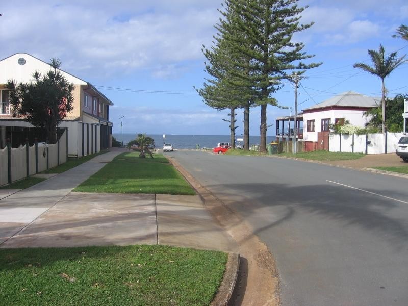11 Shields Street, Redcliffe QLD 4020