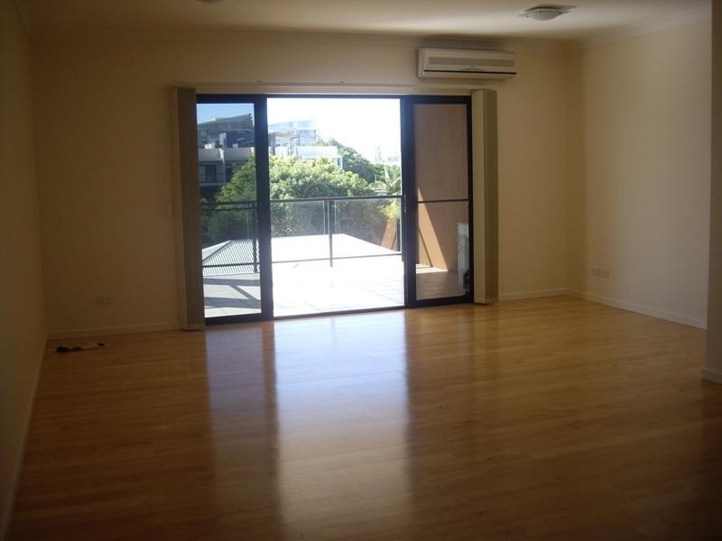 Unit 14/28 Murphy Street, Scarborough QLD 4020