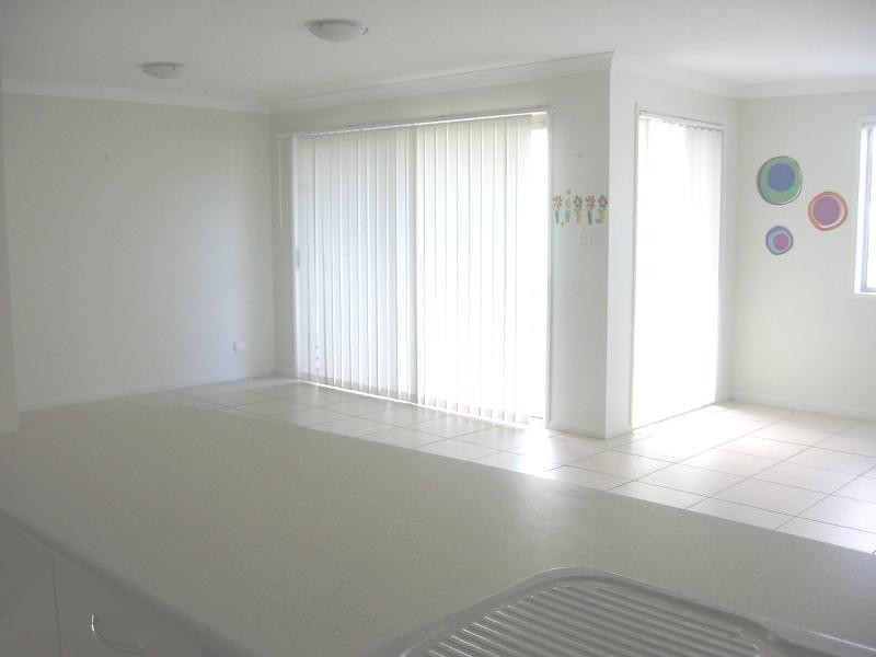 63 HIGGS STREET, Rothwell QLD 4022