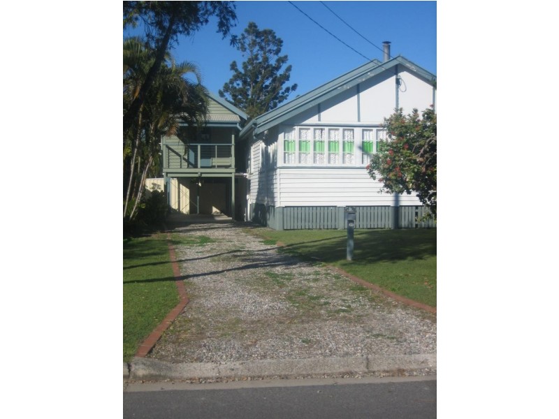 25 Frank Street, Scarborough QLD 4020