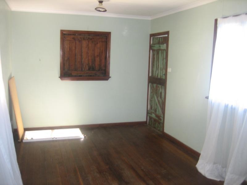 25 Frank Street, Scarborough QLD 4020