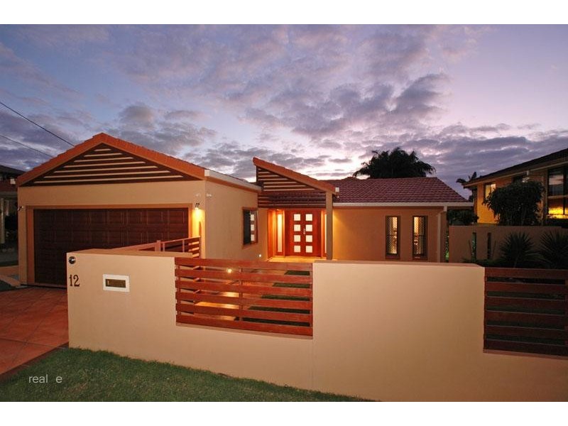 12 Orchid St, Redcliffe QLD 4020