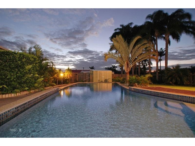 12 Orchid St, Redcliffe QLD 4020