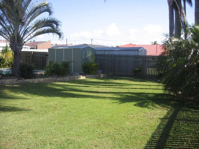 12 Orchid St, Redcliffe QLD 4020