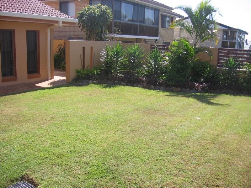 12 Orchid St, Redcliffe QLD 4020
