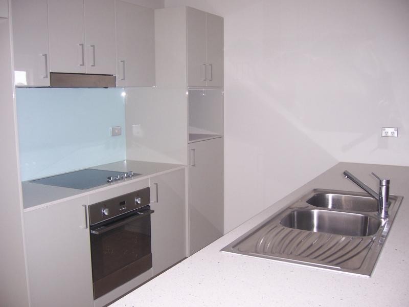 Unit 9/12 Portwood, Redcliffe QLD 4020