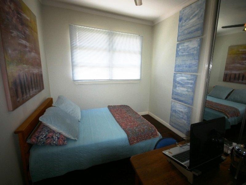 85 King Street, Woody Point QLD 4019
