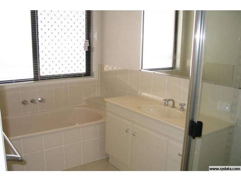 4 Appleby close, North Lakes QLD 4509