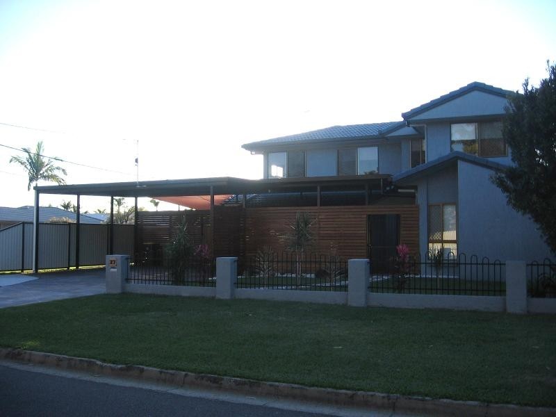 27 Benson Street, Scarborough QLD 4020