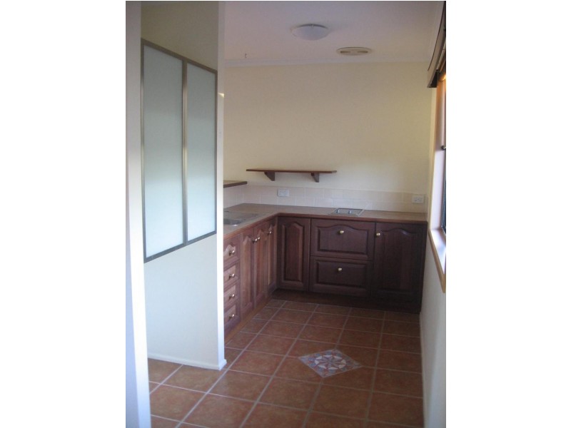 27 Benson Street, Scarborough QLD 4020