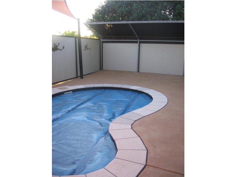 27 Benson Street, Scarborough QLD 4020