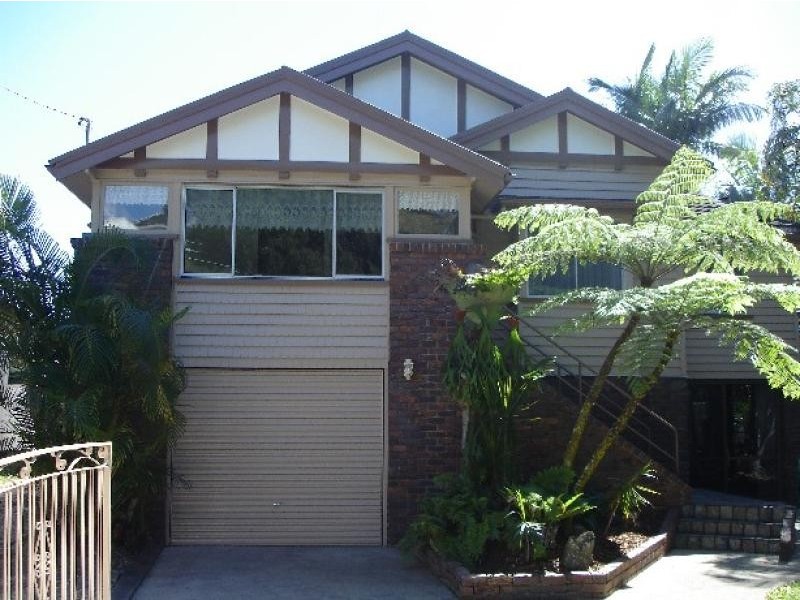 36 Cliff Street, Sandgate QLD 4017