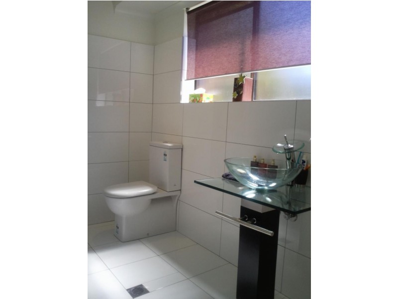 Unit 1/139 Prince Edward Parade, Scarborough QLD 4020