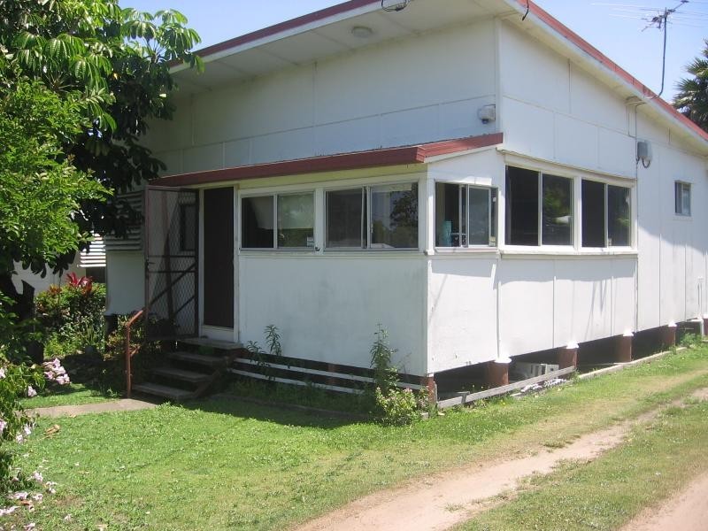 10 Enoch Street, Clontarf QLD 4019