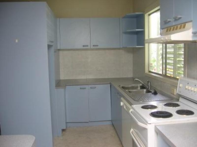 10 Enoch Street, Clontarf QLD 4019