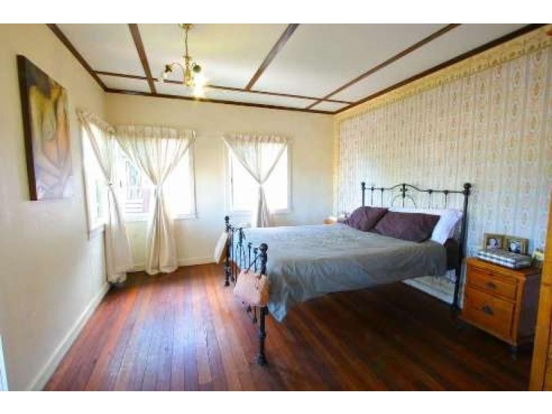 43 ERNEST STREET, Margate QLD 4019