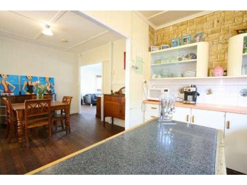 43 ERNEST STREET, Margate QLD 4019