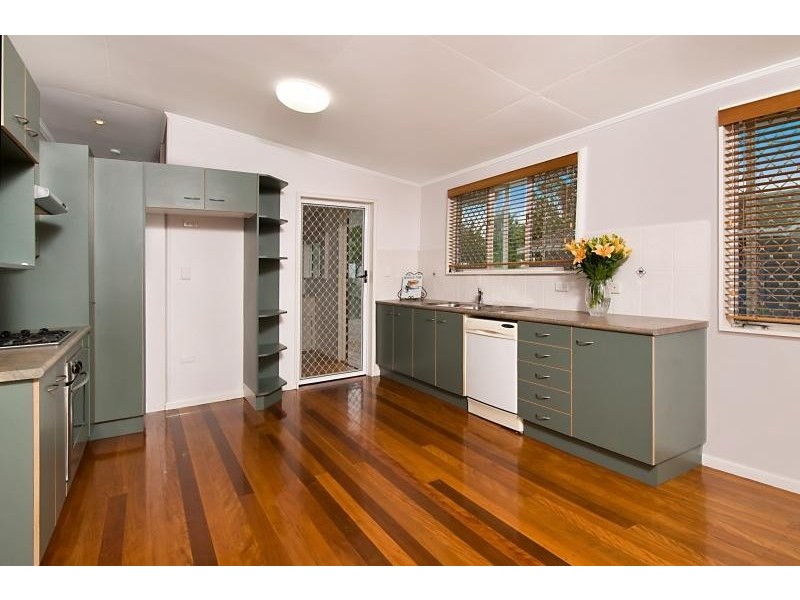 20 Viney Street, Chermside West QLD 4032