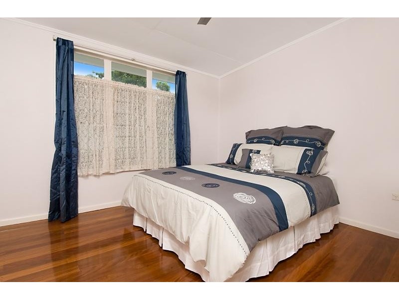 20 Viney Street, Chermside West QLD 4032