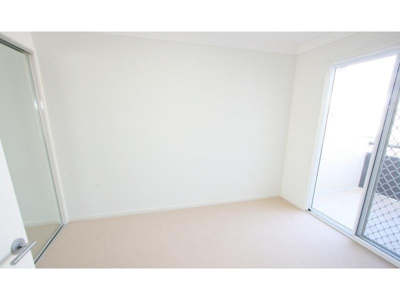 Unit 4/21 Thompson Crescent, Clontarf QLD 4019