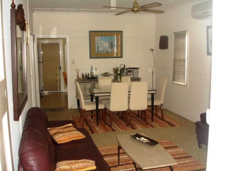 16 CAMPBELL STREET, Scarborough QLD 4020