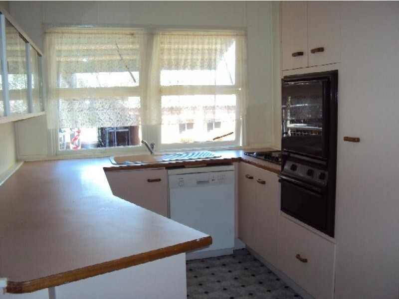 97 Marine Parade, Redcliffe QLD 4020