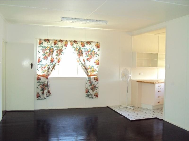 97 Marine Parade, Redcliffe QLD 4020