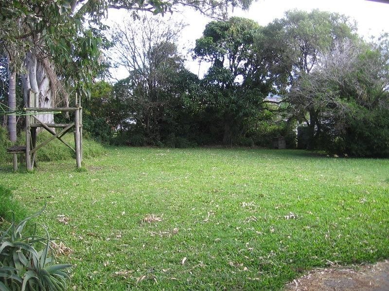 41 Central Ave, Scarborough QLD 4020