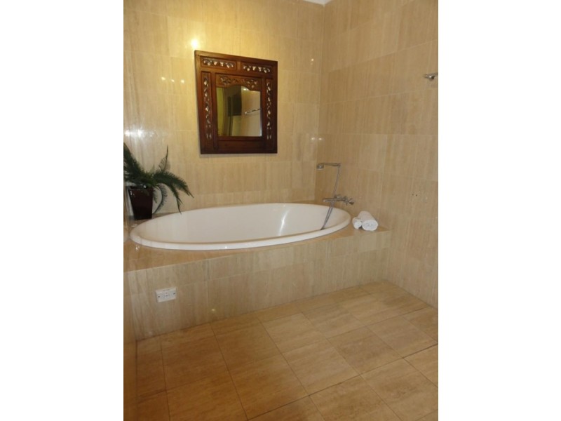 Apartment 004/ Poinciana Lodge, Marina Drive, Hamilton Island QLD 4803