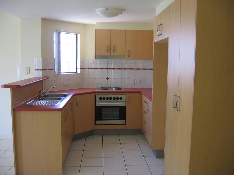 Unit 6/2-4 Henry Street, Redcliffe QLD 4020