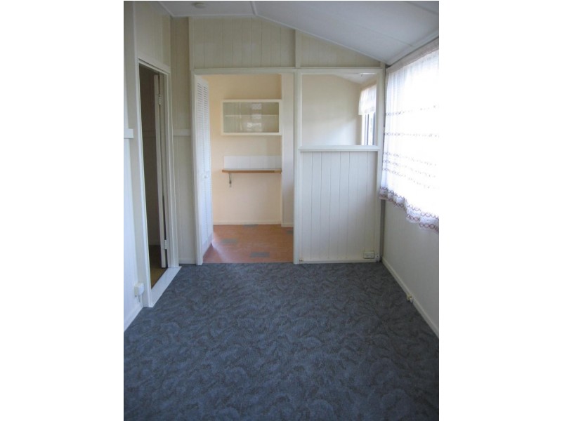 30 Greenup Street, Redcliffe QLD 4020