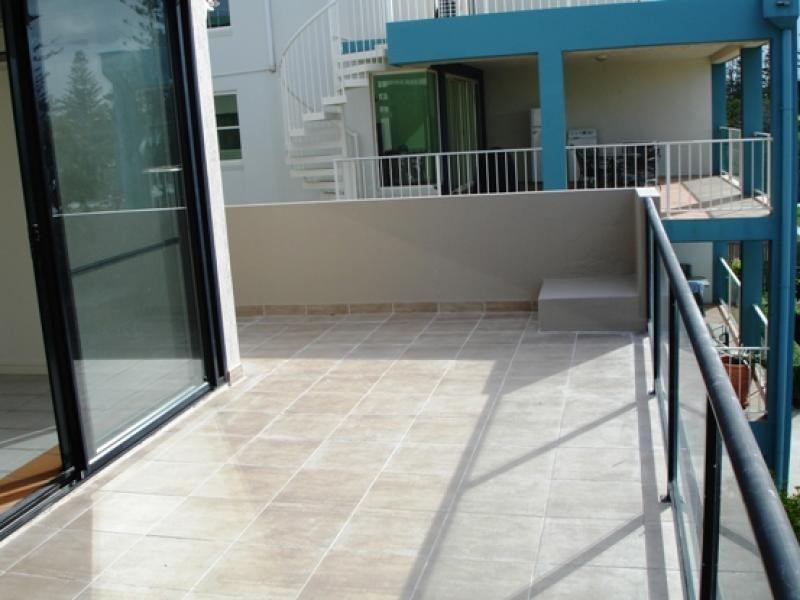 Apartment 3/51 Landsborough Avenue, Scarborough QLD 4020