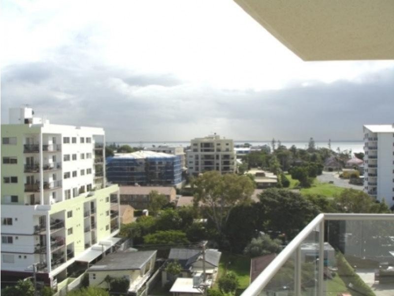 Apartment 706/89 LANDSBOROUGH AVENUE, Scarborough QLD 4020