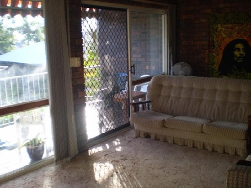 Unit 4/8 Moffatt Street, Scarborough QLD 4020