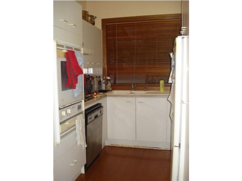 17 Highland Street, Redcliffe QLD 4020