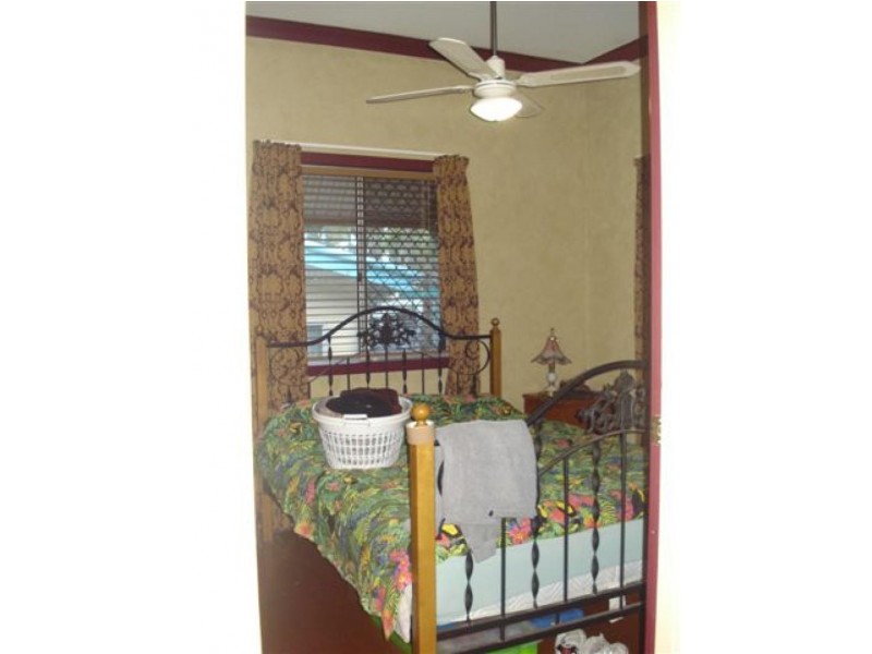 17 Highland Street, Redcliffe QLD 4020