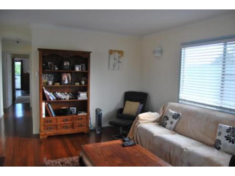 29 Frank Street, Scarborough QLD 4020