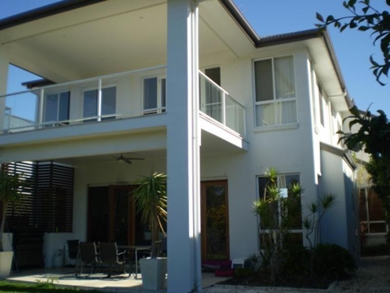 24 Sandpiper Avenue, North Lakes QLD 4509